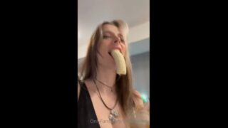 Ashley Matheson Sexy Banana Blowjob Video Leaked
