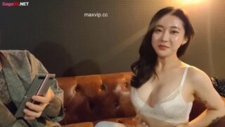 Big Tits Korean KBJ get naked with her boyfriend