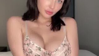 Audreyandsadie Playing With Her Naughty Pussy Onlyfans Video