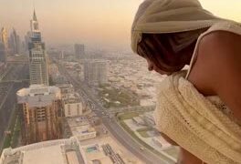 Laura Saenz – Cum in Dubai